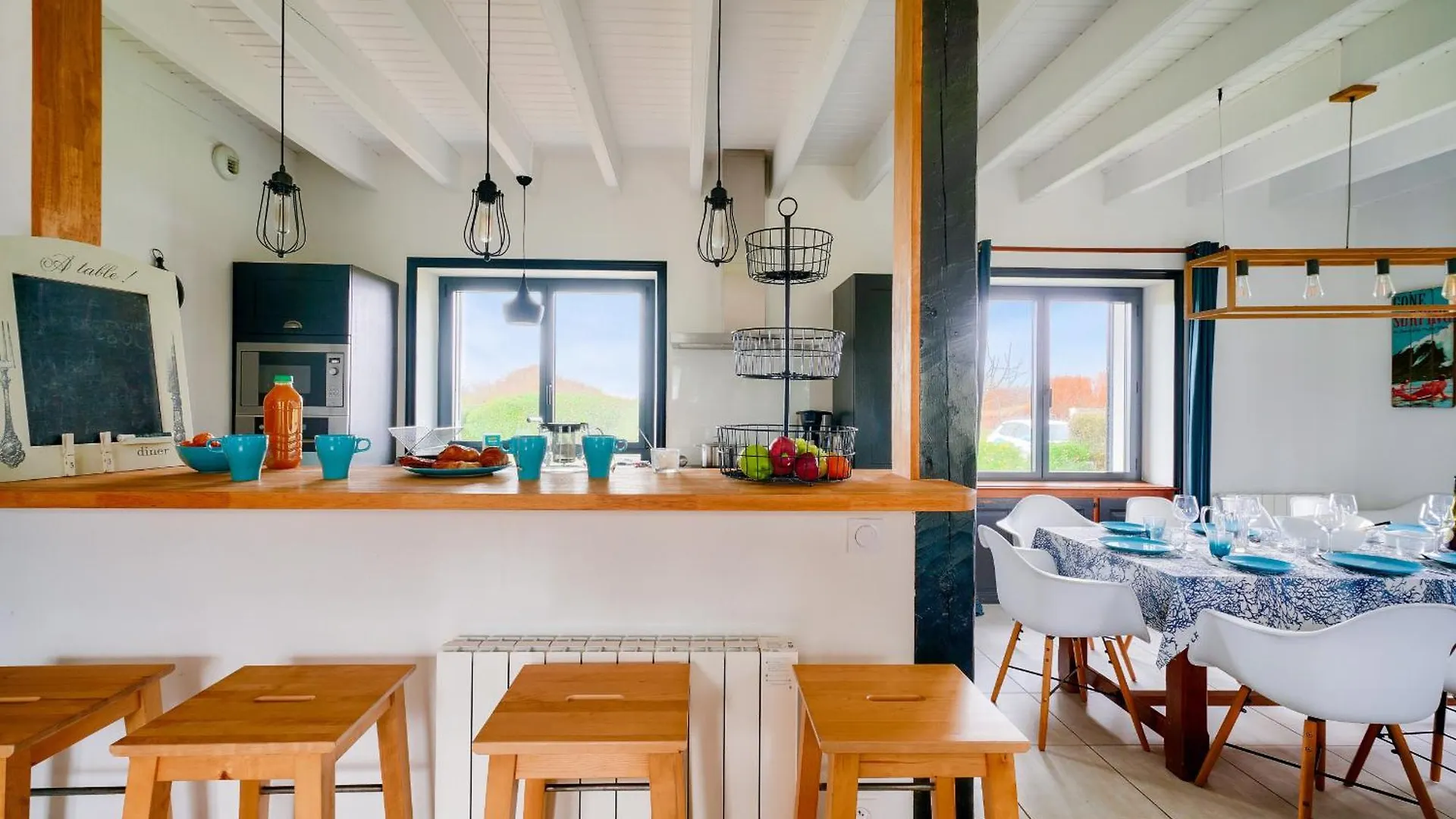 100M De La Plage - Maison Pour 10 Personnes Penmarc'h 0*,  France